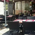 La Petite Maison D'arnal Vakantiehuis *