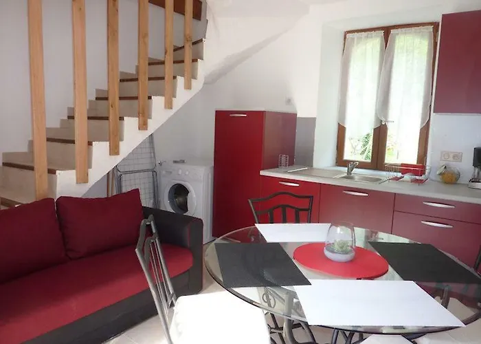 La Petite Maison D'arnal Сasa de vacaciones Sainte-Énimie