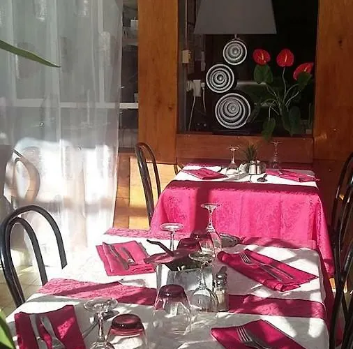 度假居 La Petite Maison D'arnal 圣埃尼米